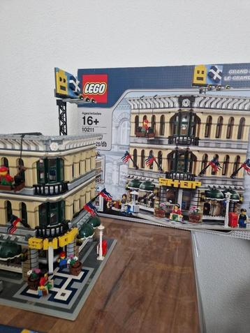 Lego warenhuis, grand emporium nr 10211 nieuwstaat  beschikbaar voor biedingen