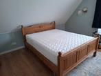 Massief grenenhouten bed compleet met boxspring 160x200, Huis en Inrichting, Slaapkamer | Bedden, Ophalen, Zo goed als nieuw, Tweepersoons