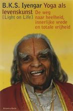 Yoga als levenskunst - B.K.S. Iyengar, Ophalen of Verzenden, Gebruikt, Overig