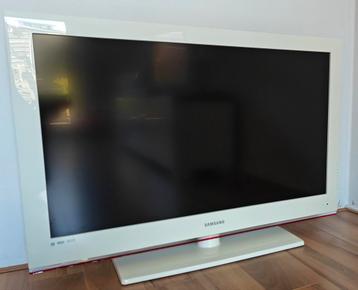 Samsung 40 inch LCD Full HD TV - Wit LE40B541P7W beschikbaar voor biedingen