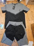 Nieuwe Nike Tech Fleece Zomer Set - Grijs/Zwart - Maat S, Ophalen of Verzenden