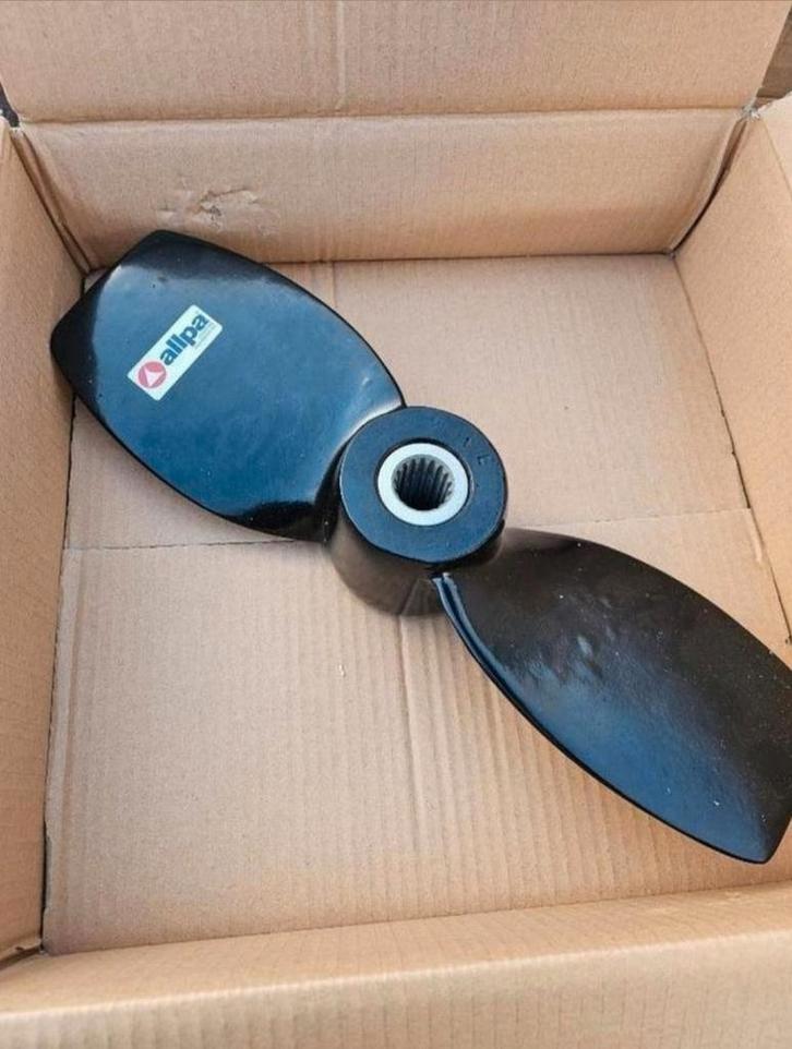 2-Blads aluminium schroef voor saildrive, 18 x11, Watersport en Boten, Accessoires en Onderhoud, Nieuw, Motor en Techniek, Ophalen of Verzenden