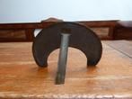 Art deco sierstuk van latoen, geslagen koper, Antiek en Kunst, Antiek | Woonaccessoires, Ophalen of Verzenden