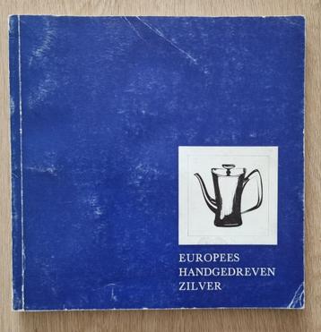 Euopees handgedreven zilver beschikbaar voor biedingen