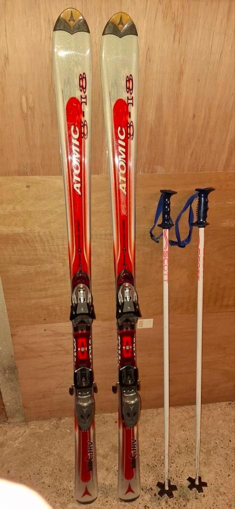 ☆ Atomic Beta Carv 8-18 ski's voor 180-185cm lichaamslengte☆, Sport en Fitness, Skiën en Langlaufen, Zo goed als nieuw, Ski's