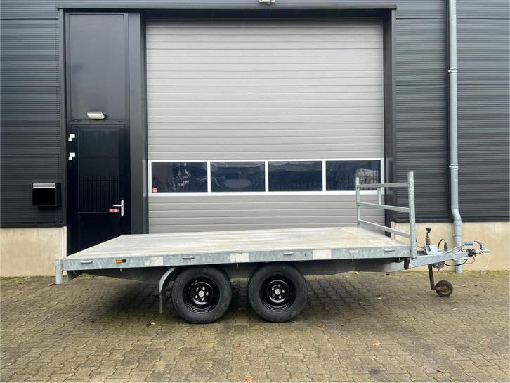 Hapert tandemasser 2000 kg/ platte kar/ autoambulance, Doe-het-zelf en Verbouw, Transportwagens, Zo goed als nieuw, Transportkar