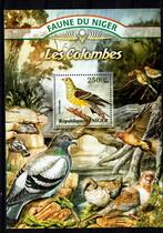 niger 2013 pf blok duiven pigeons vogels birds, Ophalen of Verzenden, Postfris, Dier of Natuur