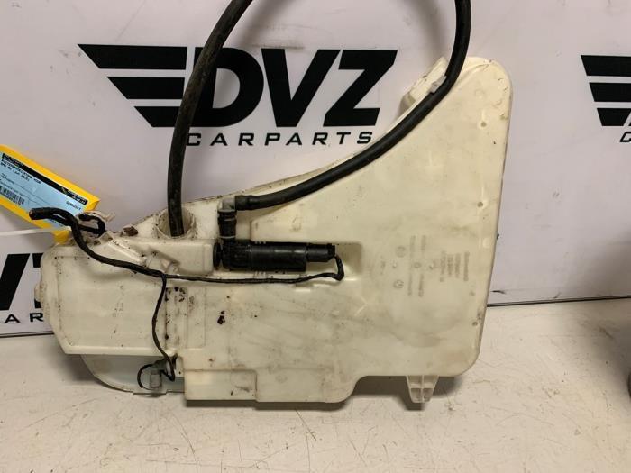Ruitensproeiertank voor van een BMW M5, Auto-onderdelen, Ruiten en Toebehoren, BMW, Gebruikt, 3 maanden garantie, Ophalen of Verzenden