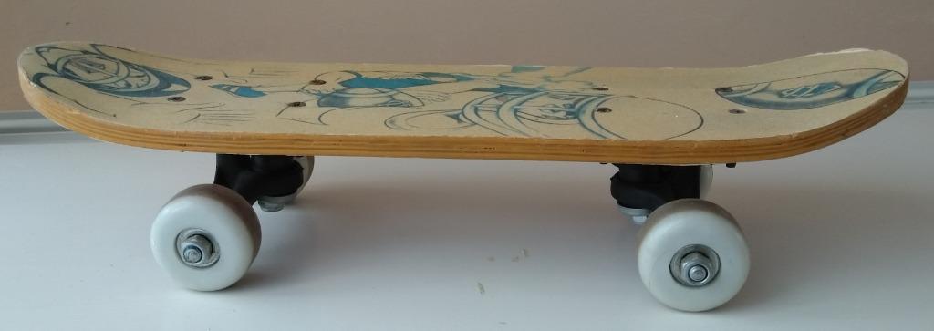 Skateboard klein model 43,5 cm, Sport en Fitness, Skateboarden, Ophalen of Verzenden, Zo goed als nieuw, Skateboard