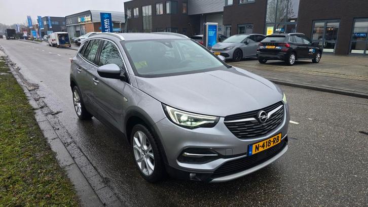Opel Grandland X 1.2 Turbo 130pk, 8 traps Aut 2019 Grijs, Auto's, Opel, Particulier, Grandland X, 360° camera, ABS, Achteruitrijcamera