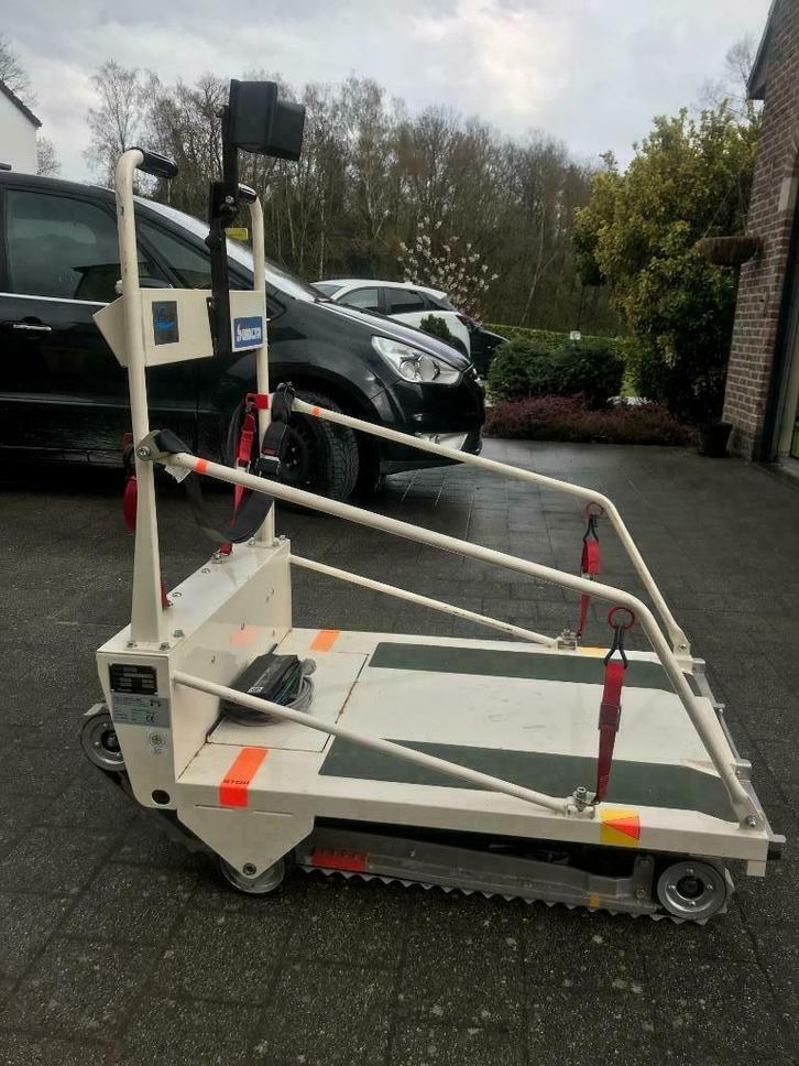 Treppensteiger rolstoel lift met platform SUNWA TRE 52, Diversen, Trapliften, Gebruikt, Ophalen of Verzenden