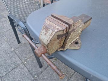 Bankschroef beschikbaar voor biedingen