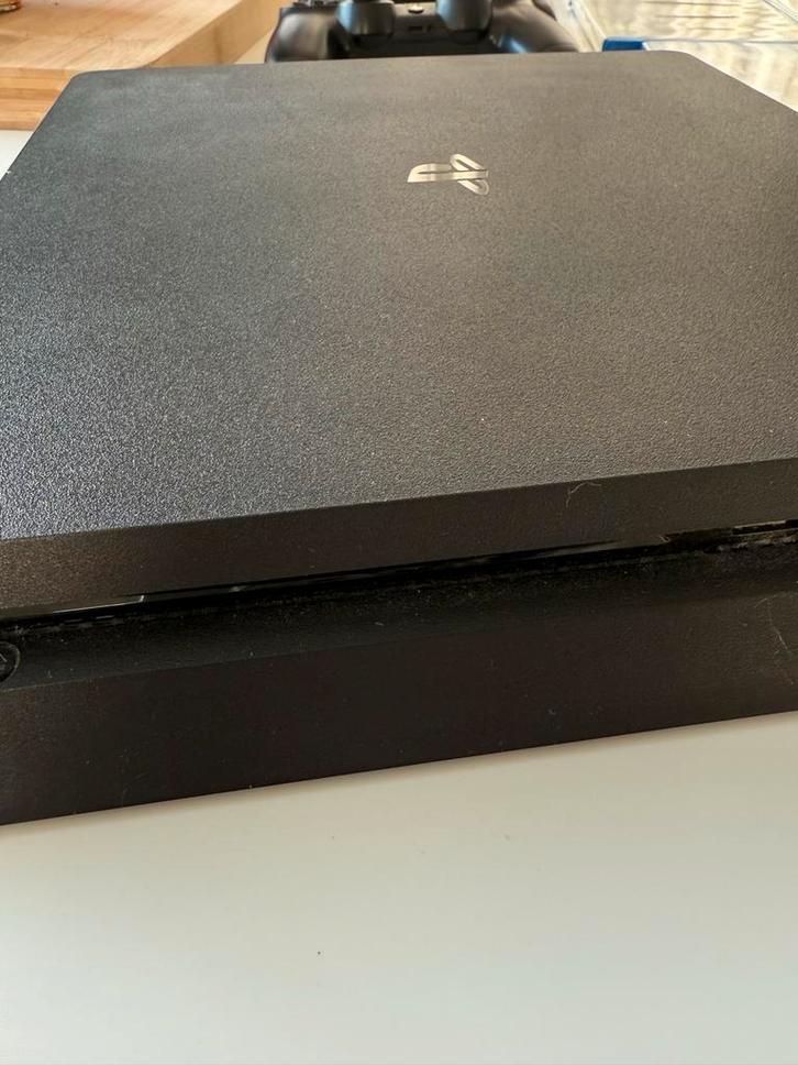 PS4 Sony ZGAN + 19 Games (Originele Discs), Spelcomputers en Games, Spelcomputers | Sony PlayStation 4, Zo goed als nieuw, Original