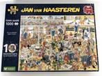 Jan van Haasteren puzzel 'Jan van Haasteren studio 10 jaar', Hobby en Vrije tijd, Ophalen of Verzenden, 500 t/m 1500 stukjes, Legpuzzel