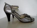 Zilverkleurige leren pumps van het merk Alberto Zago, Alberto Zago, Pumps, Overige kleuren, Ophalen of Verzenden