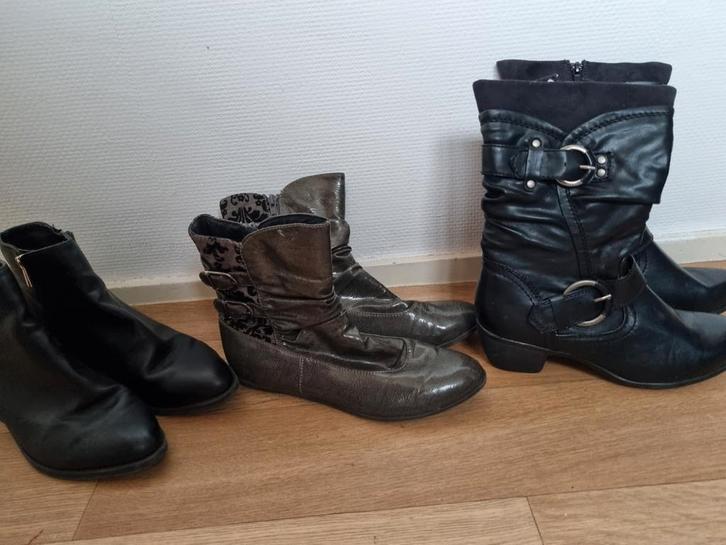 Laarzen maat 39, Kleding | Dames, Schoenen, Zo goed als nieuw, Hoge laarzen, Zwart, Ophalen of Verzenden