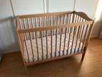 Mooi kinderledikantje - blank hout - met matras, Ophalen, Zo goed als nieuw, Ledikant