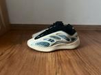 Yeezy 700 v3 Kyanite, Kleding | Heren, Schoenen, Overige kleuren, Ophalen of Verzenden, Adidas Yeezy, Sneakers of Gympen
