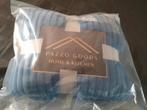 Nieuwe Pazzo goods Home en Kitchen blauwe plaid Cadeautip!, Huis en Inrichting, Woonaccessoires | Plaids en Woondekens, Nieuw