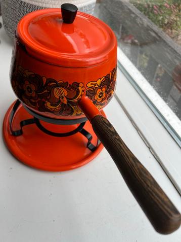 Vintage Fondue Set Oranje Bloemenpatroon Jaren '70 beschikbaar voor biedingen