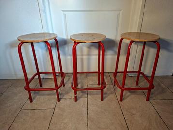 Partij hoge schoolkrukken/ krukken! beschikbaar voor biedingen