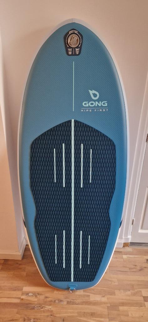 GONG Board Inflatable HIPE First |5'11 (slechts 1x gebruikt), Watersport en Boten, Wingsurfen, Zo goed als nieuw, Wingsurf-board