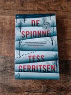 De spionne - Tess Gerritsen thriller nieuw, Boeken, Thrillers, Ophalen of Verzenden, Nieuw
