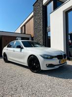 BMW 3-Serie 320i 170 PK M-Velg  Aut8  2014 Wit Nieuwstaat, 74 €/maand, 4 cilinders, Wit, Origineel Nederlands