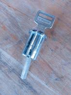 Deurslot cilinder Volvo 142 144 145 244 245 264 265, Ophalen of Verzenden, Volvo, Nb, Volvo