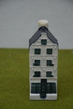 Delfts Blauw miniatuur KLM huisje nummer 28 nog gevuld Bols, Verzamelen, KLM Huisjes, Ophalen of Verzenden, Zo goed als nieuw