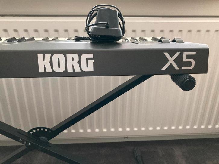 Korg X5, Muziek en Instrumenten, Synthesizers, Gebruikt, 61 toetsen, Korg, Met midi-aansluiting, Ophalen