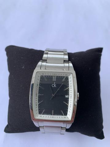 Origineel modern Calvin Klein Horloge K30311 beschikbaar voor biedingen