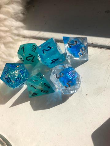 Dnd dice set zee aqua blauw turkoois sharp edge beschikbaar voor biedingen