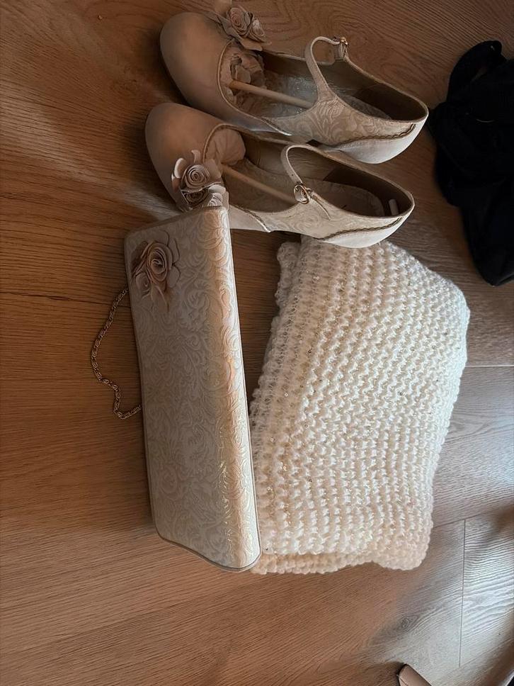 Ruby Soo Trouwset: Schoenen, Tas & Sjaal, Kleding | Dames, Schoenen, Zo goed als nieuw, Schoenen met hoge hakken, Wit, Ophalen of Verzenden