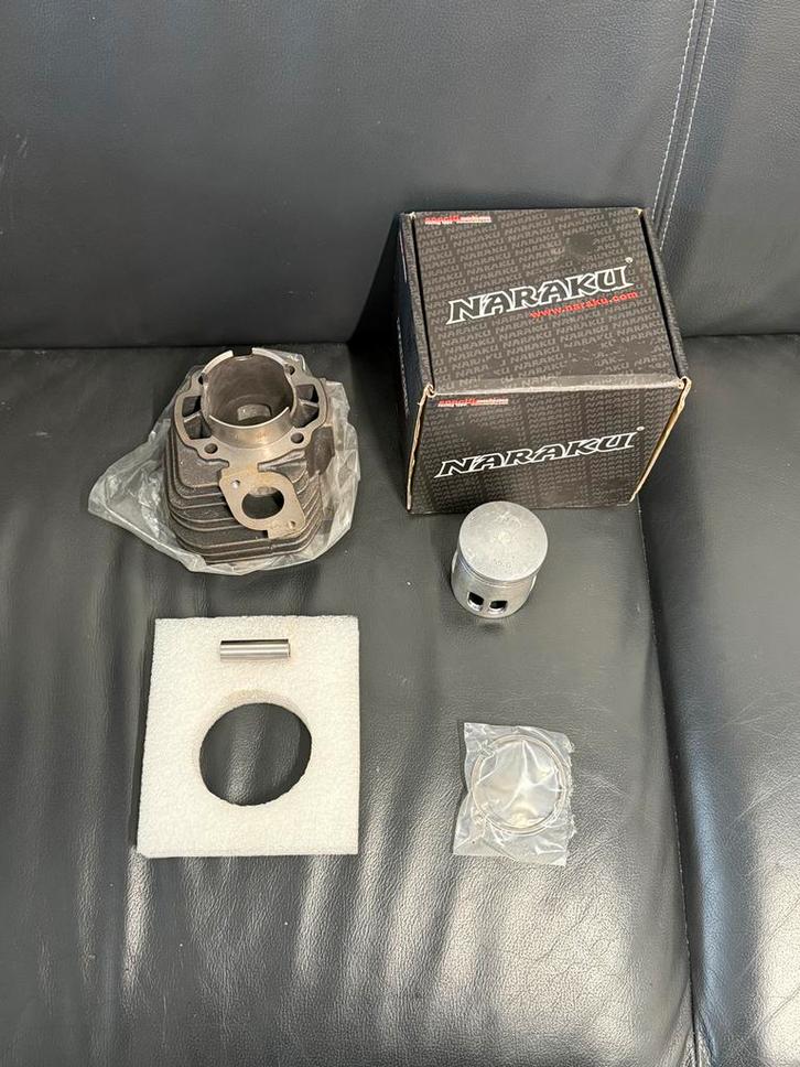 Minarelli Horizontaal Naraku 100CC nieuw!, Fietsen en Brommers, Brommeronderdelen | Scooters, Nieuw, Yamaha, Cilinder, Ophalen of Verzenden