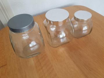 Glazen voorraad potten met plastic schroefdop - 3 stuks beschikbaar voor biedingen