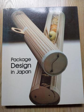 Package design in Japan - Taschen beschikbaar voor biedingen
