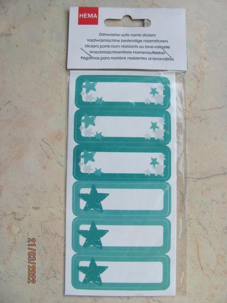 NIEUW groenblauwe HEMA vaatwasmachine bestendig NAAMSTICKERS, Kinderen en Baby's, Overige Kinderen en Baby's, Nieuw, Ophalen of Verzenden