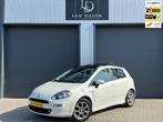 Fiat Punto Evo 0.9 TwinAir Lounge / Schuifdak / Pano / Navi, Voorwielaandrijving, 101 pk, Gebruikt, Euro 6