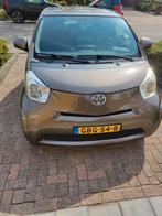 Toyota IQ 1.0 2010 Bruin, Auto's, Toyota, Bruin, 4 stoelen, Bedrijf, Handgeschakeld
