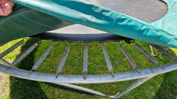 Trampoline  beschikbaar voor biedingen