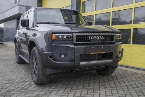 Toyota Land Cruiser 250 2.8 D-4D Executive BPM VRIJ!, Auto's, Toyota, Bedrijf, Te koop, Landcruiser, 360° camera, 4x4, ABS, Achteruitrijcamera