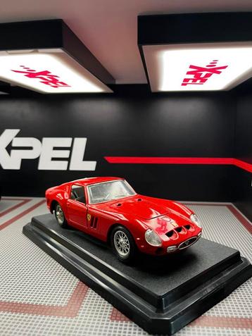 Ferrari 250 gto 1:24 burago beschikbaar voor biedingen