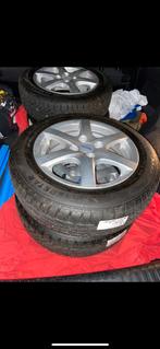 Lichtmetalen velgen met winterbanden 15 inch 4x100, Ophalen, 15 inch, Velg(en), 175 mm