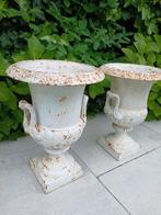 Set gietijzeren LOUVRE VAZEN met OOR.45x 31 cm, Tuin en Terras, Tuinvazen, Ophalen of Verzenden, Zo goed als nieuw