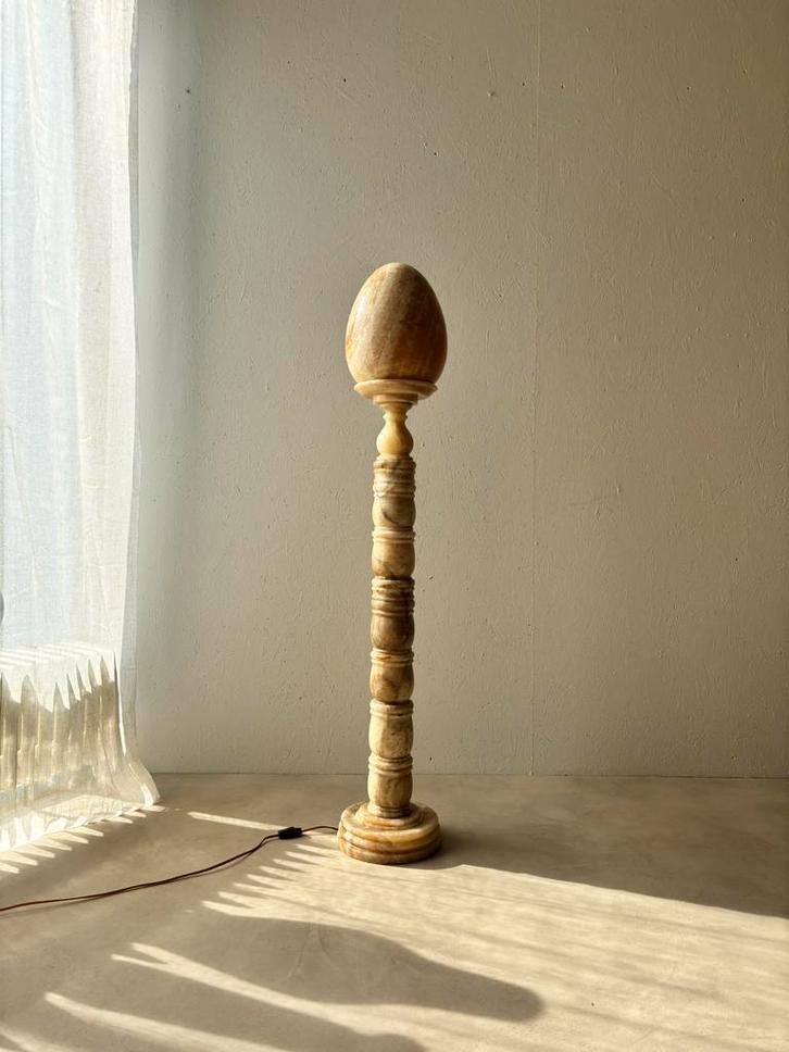 Midcentury vloerlamp albast - Bij de Tijd, Huis en Inrichting, Lampen | Vloerlampen, Gebruikt, 150 tot 200 cm, Overige materialen