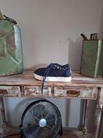 📦 Toms dames veterschoenen maat 41 met plateau zolen, Kleding | Dames, Schoenen, Blauw, Ophalen of Verzenden, Toms, Sneakers of Gympen