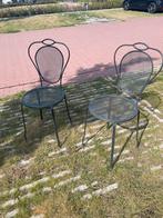 Twee ijzeren metalen Franse bistro stoelen brocante, Ophalen of Verzenden, Zo goed als nieuw, Metaal