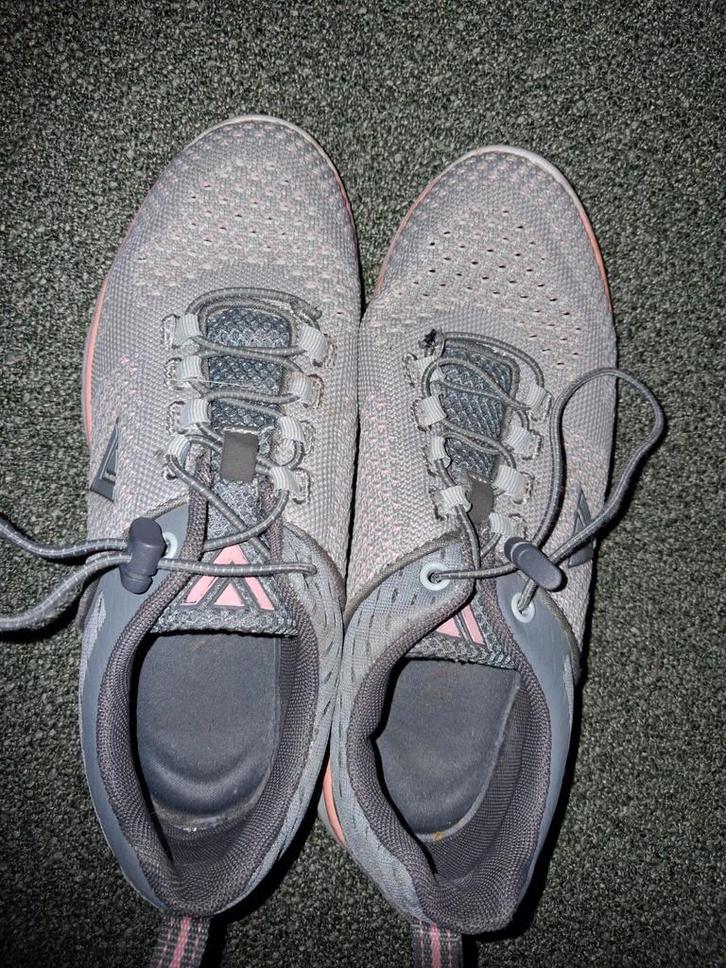 Venice sportieve schoenen maat 37, Sport en Fitness, Loopsport en Atletiek, Ophalen