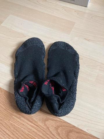 Skinners barefootschoenen maat 39 beschikbaar voor biedingen